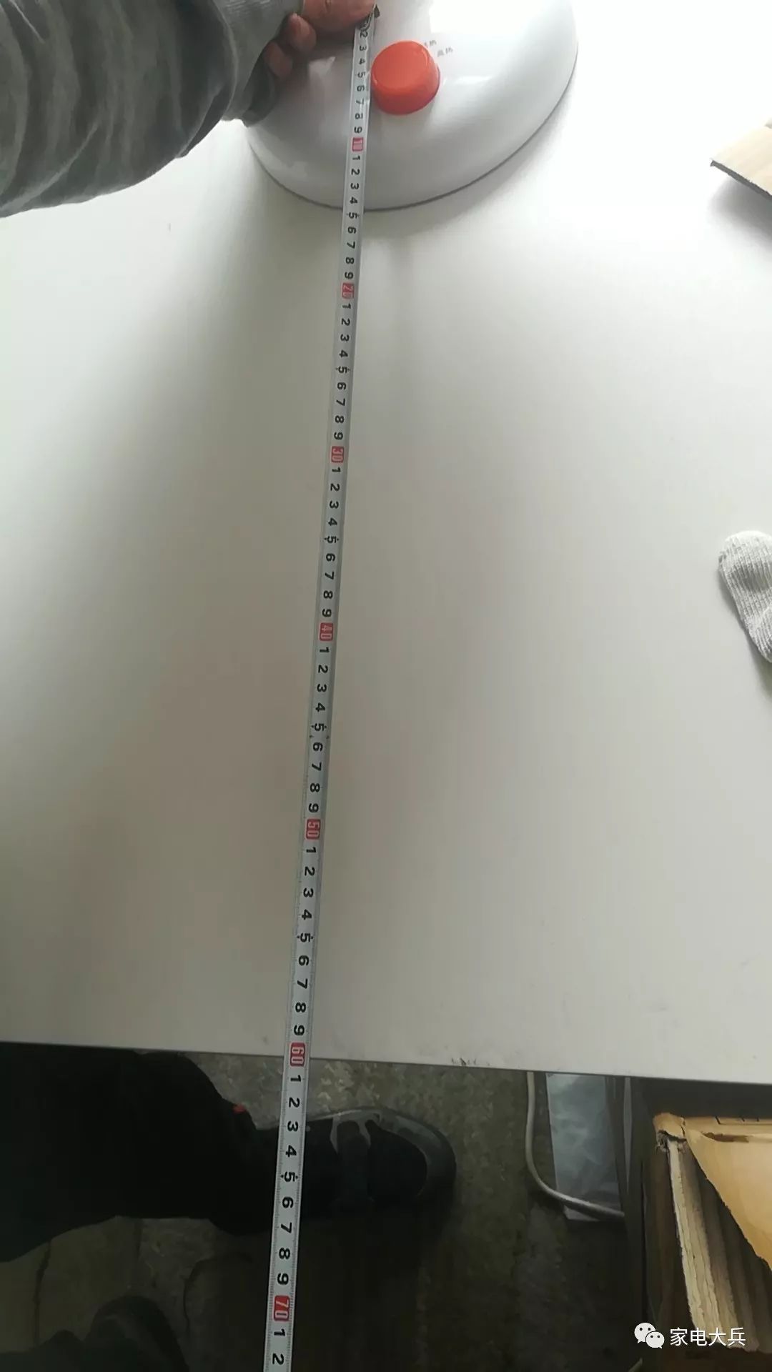 油汀跟踢脚线取暖器用电实测,小太阳取暖器实验