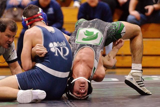 泰森的颈桥动作,泰森是如何锻炼肌肉的