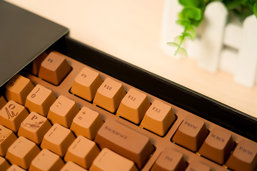 黑爵键盘巧克力,巧克力键盘与机械键盘