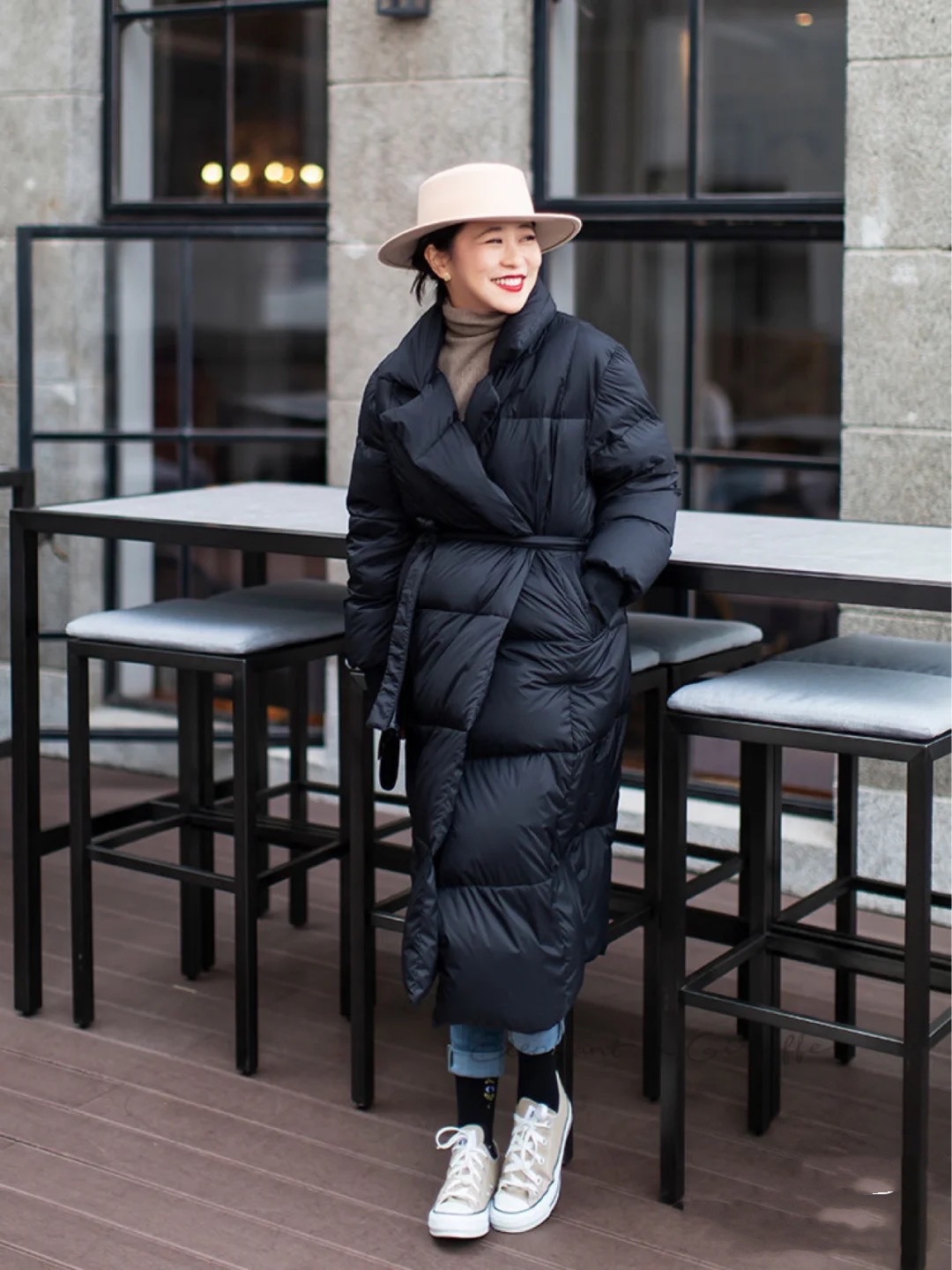 黑羽绒服怎么清理灰尘的,羽绒服表面有灰尘怎么回事