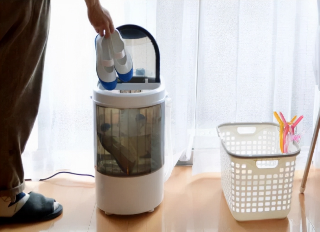 鎳掍汉缁忔祹娲楅瀷琛屼笟,鎳掍汉缁忔祹姝e湪鍏磋捣