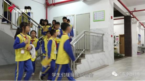 潮南阳光实验学校100日誓师大会,广东省潮南阳光实验学校