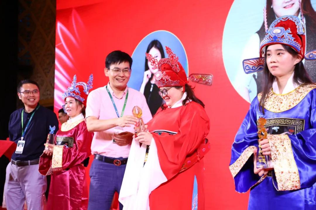 乘风破浪盛典年会,乘风破浪年会盛典