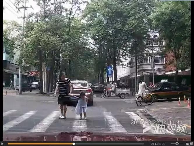 “爸爸好帅！”：最好的教育是你在做，她在看