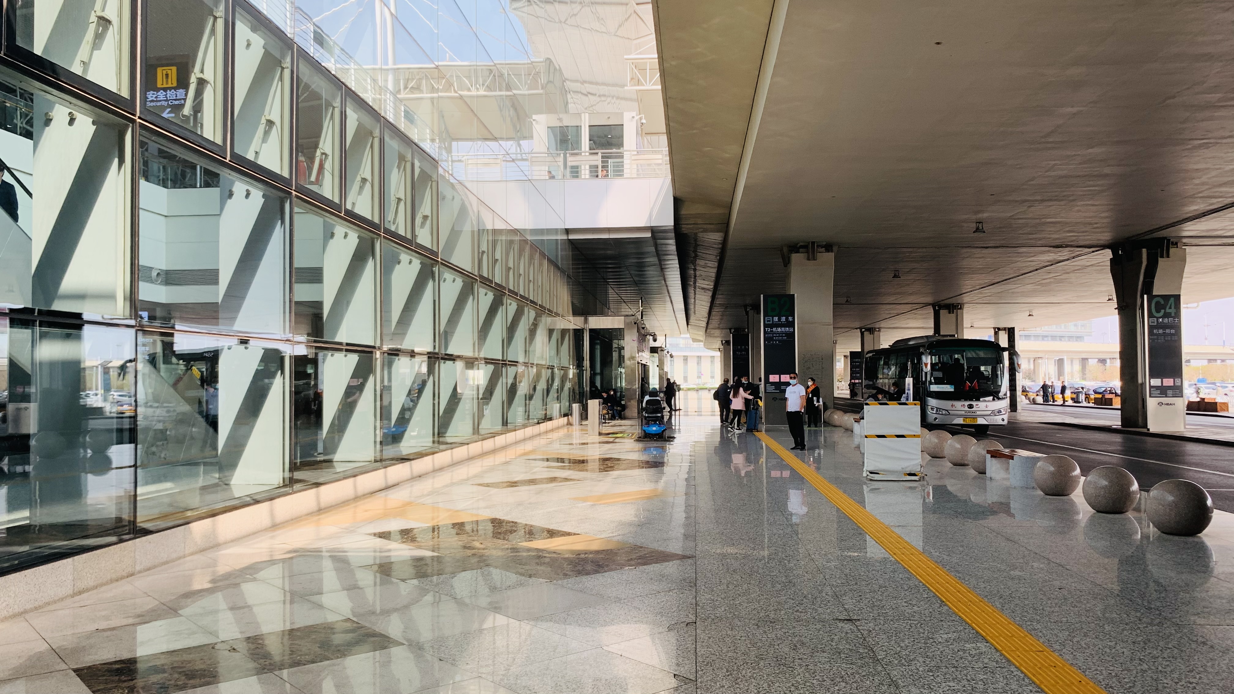 石家庄机场登机攻略,石家庄机场国内航班接机在哪里等