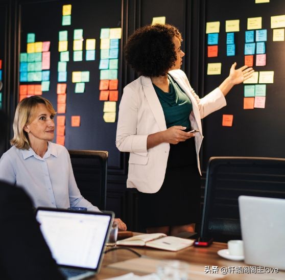 法国生活月薪多少才算够？巴黎人喊出5千欧！外省佛系...