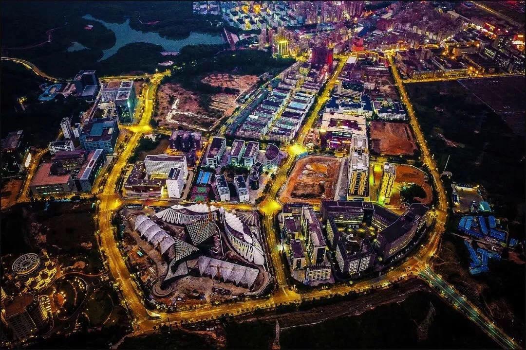 史上最猛土拍后,大浪强势杀出,晋级深圳中轴中心