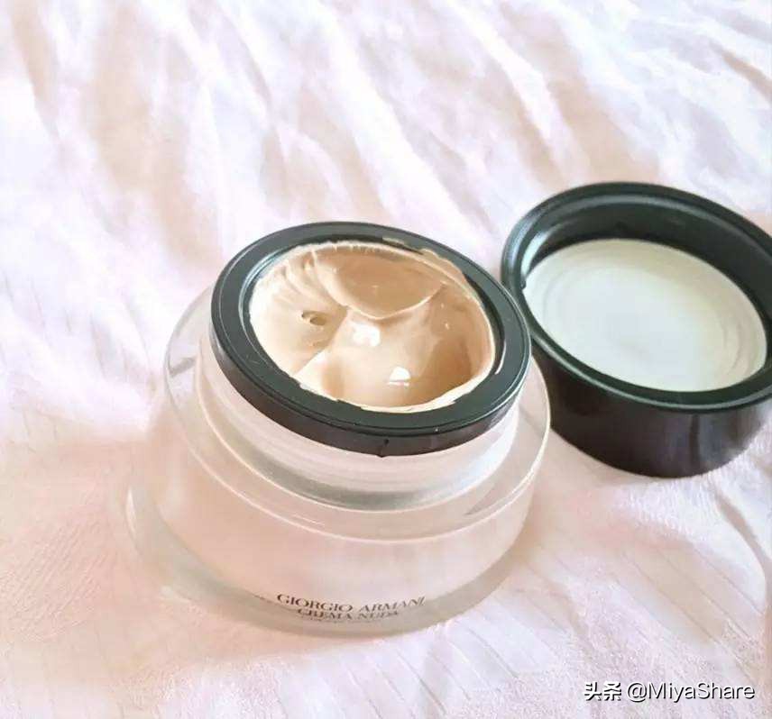 哪款气垫粉底遮瑕保湿,夏天轻薄底妆产品气垫测评