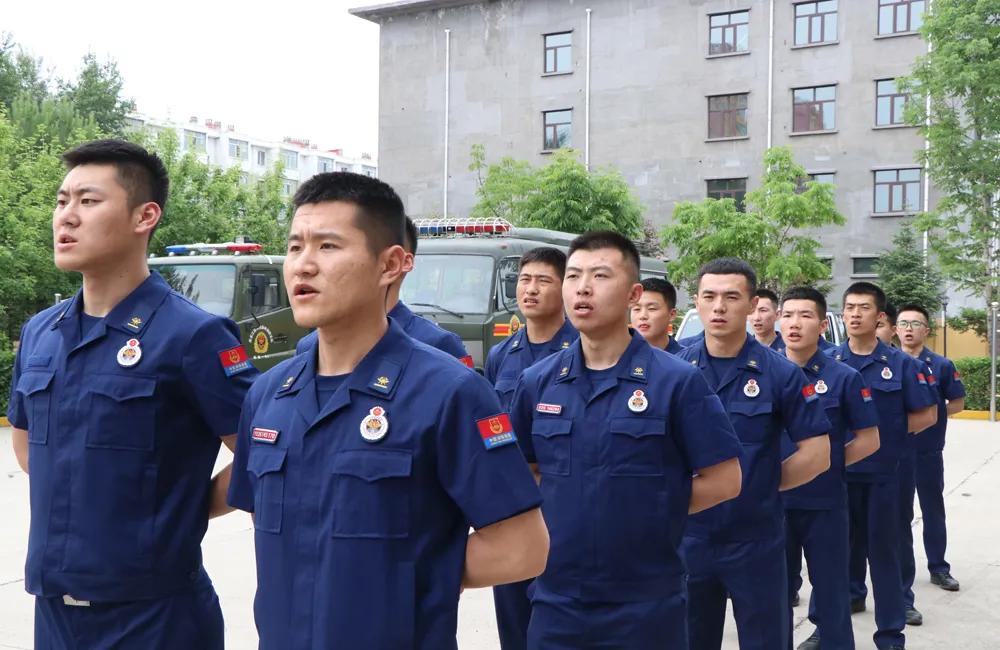 学*党**史践初心|东极火焰蓝活用“小举措”让*党**史学习教育“热起来”