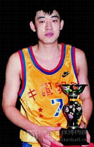 没有NBA球员和外教时，男篮称雄亚洲奥运望八拒绝跟风，自成特色