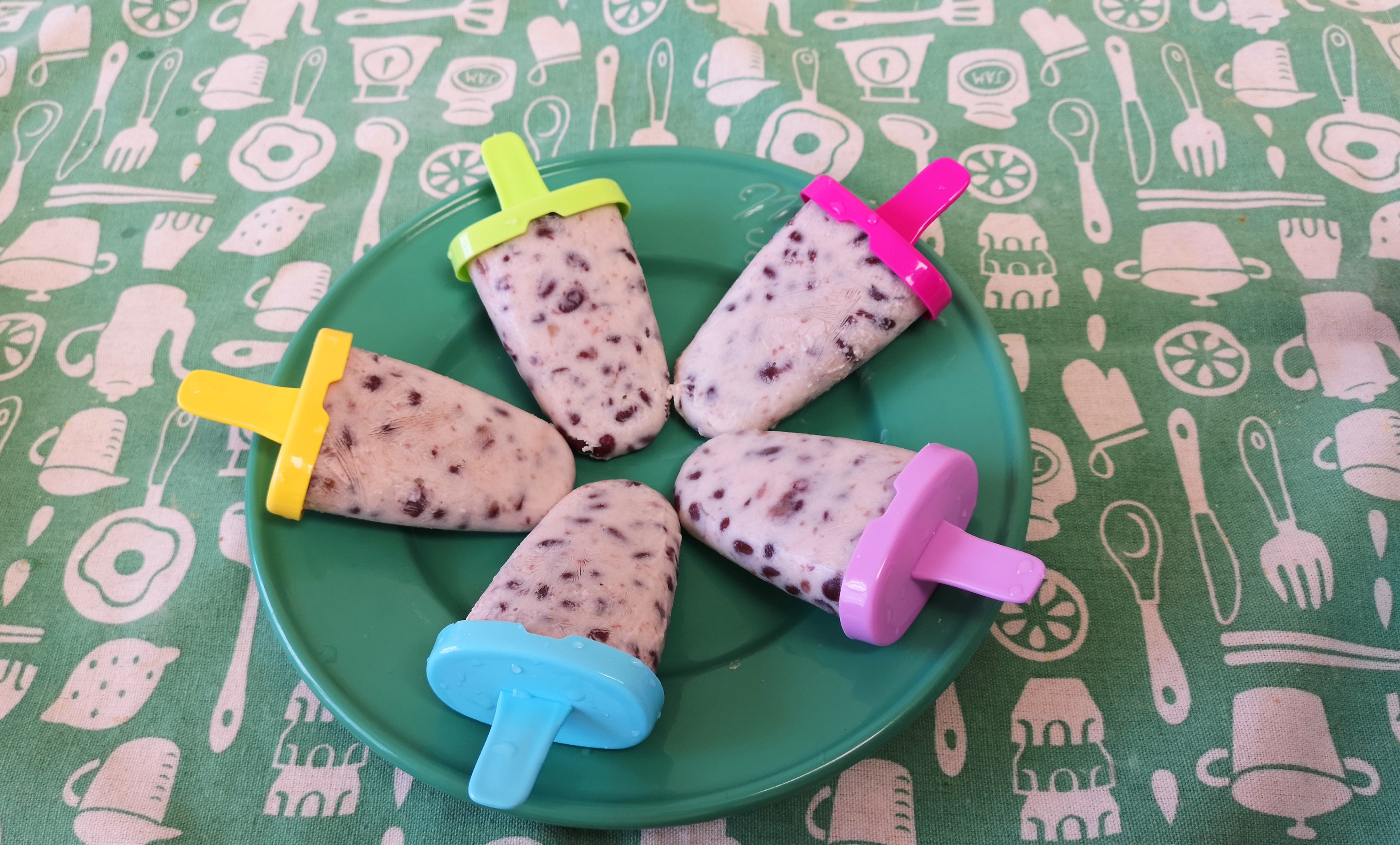 自己做雪糕不要什么添加剂,无任何添加剂的雪糕吃得放心