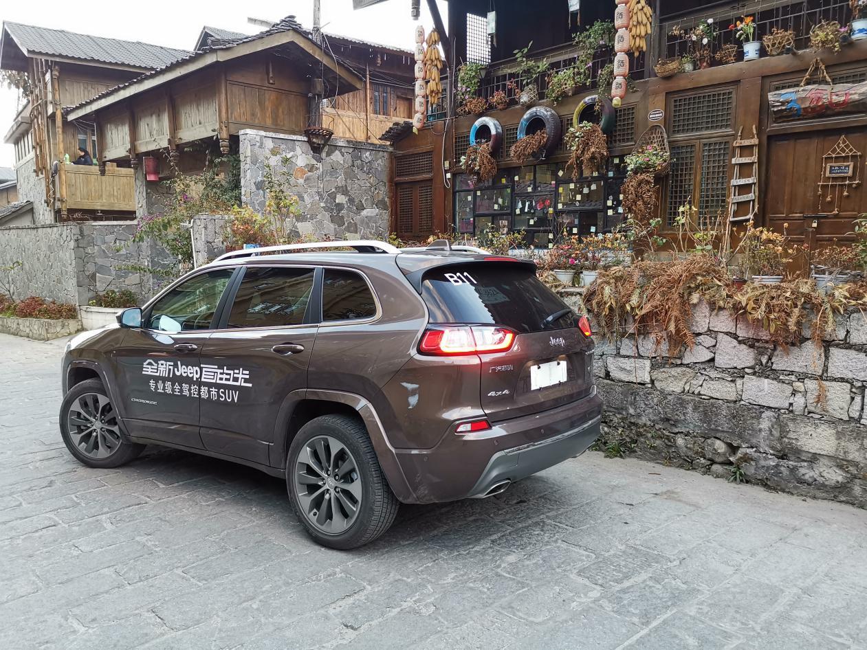 当我开上奔驰的那一刻,当我开上高速的那一刻