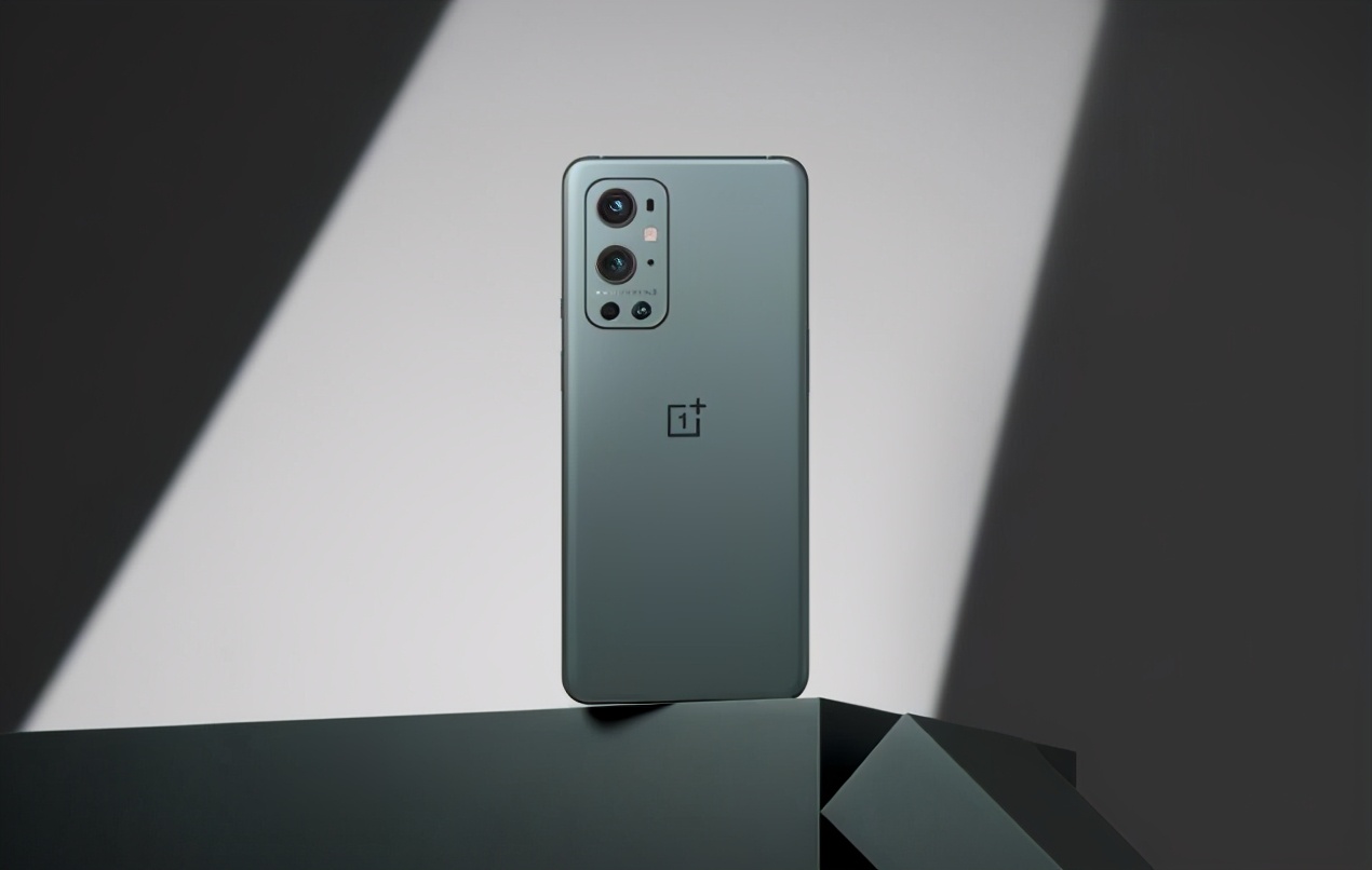 使用体验较好的旗舰手机,今年的旗舰手机哪个更值得购买