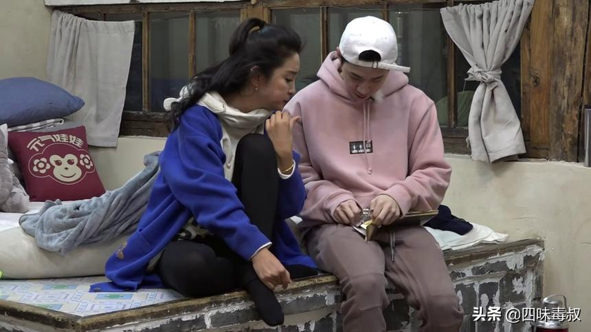 向前看向钱看全文,向前看向钱看完整视频