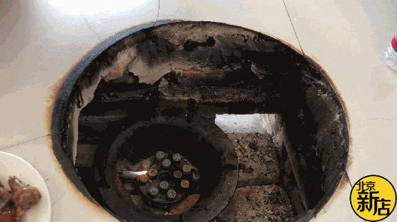 钘忓湪灏忓尯鐨勫皬鐮村簵,闅愯棌鍦ㄥ皬鍖洪噷鐨勫皬鐮村簵