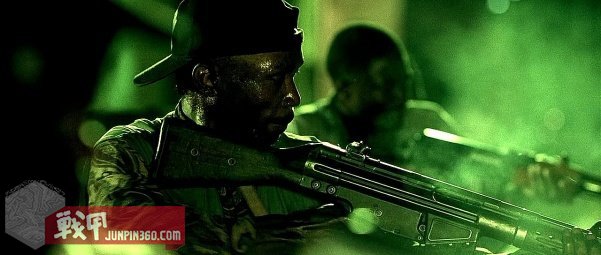 美国黑鹰战机坠落视频,黑鹰坠落最震撼视频