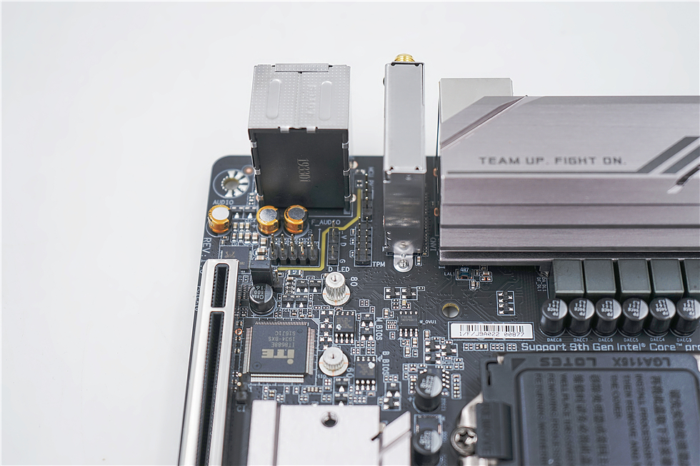 追风者217xe可以装几个硬盘,追风者pk217xe风道解析