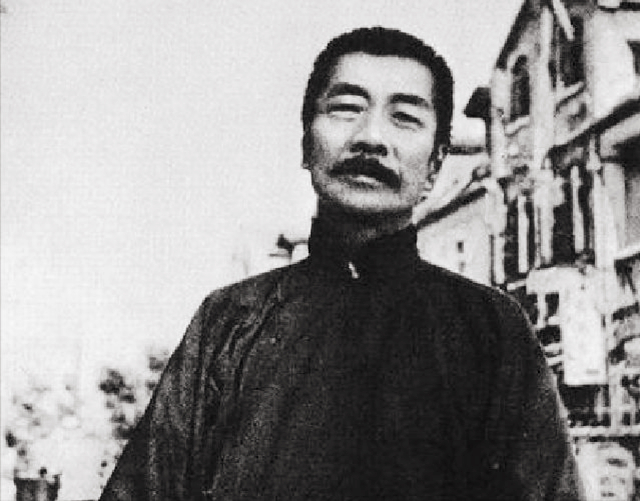 鲁迅不为人知的一面:一生爱烟,想戒却戒不掉,最后死于香烟