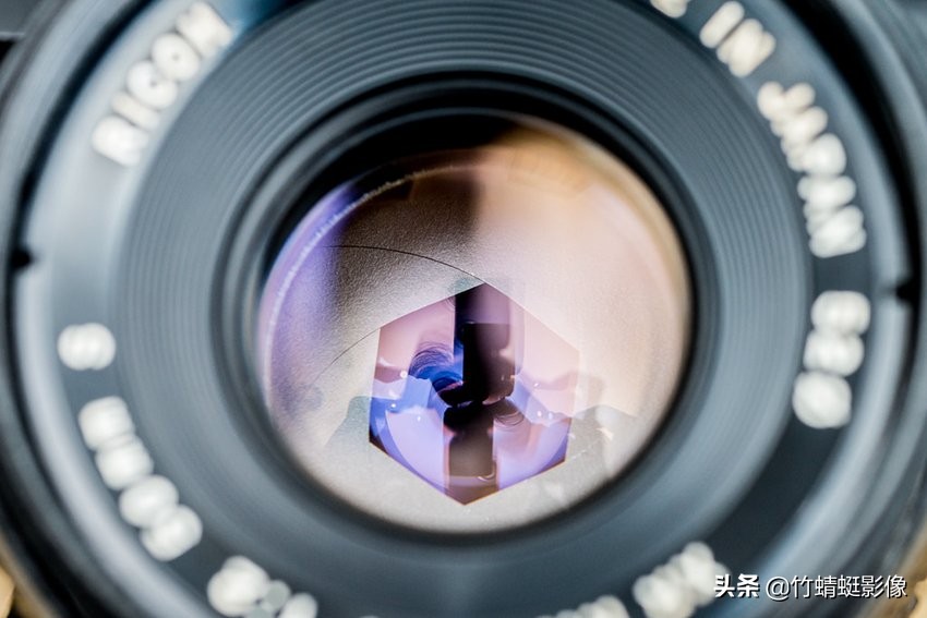 光圈大小的区别对比图,光圈大小对成像的影响