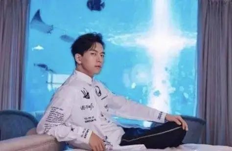 上九天揽月，下五洋捉鳖。看二孩老父亲如何带全家打卡亚特兰蒂斯