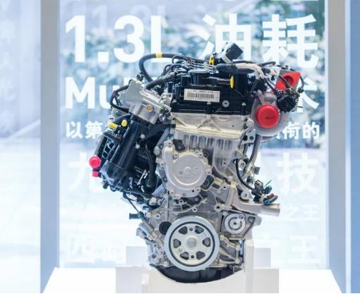 jeep指南者1.3t四驱爬山测试,进口jeep指南者2.4四驱测评