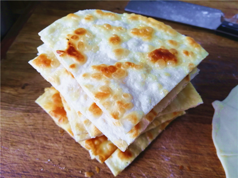 使用电饼铛烙饼不裂的技巧,电饼铛烙饼发硬的小窍门