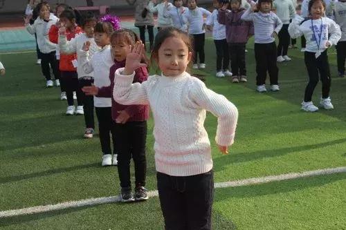 韵律操阳光大课间,凉州区东关小学阳光大课间韵律操