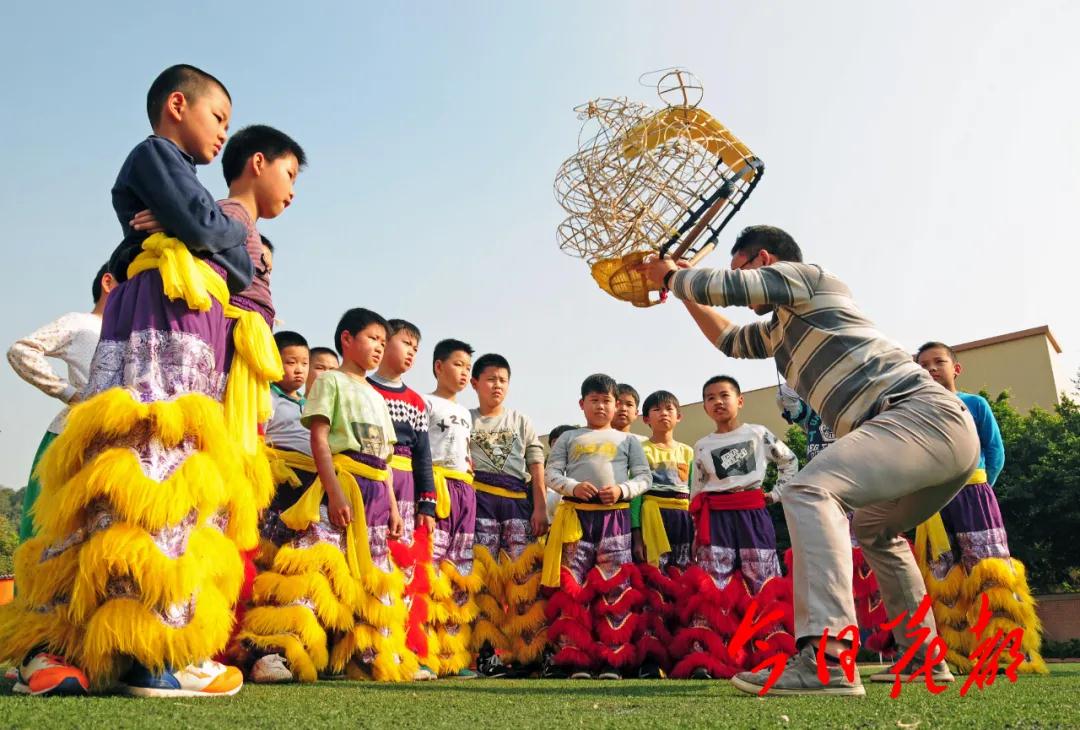 连年输出飞行员，花都教育这样抓体育……