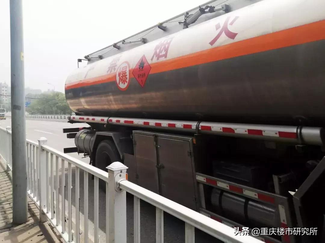 深扒地皮：背靠江北嘴CBD还平平无奇？是对海尔路有什么误解吧！