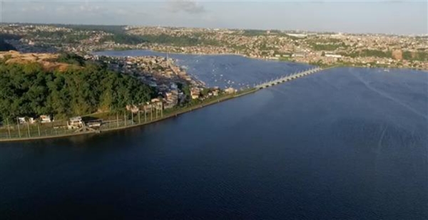 全球首条跨海云轨列车,全球首条比亚迪云轨