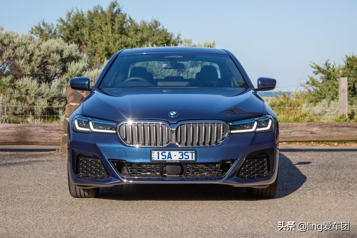 2020款宝马5系进口520i2.0t运动型,2024宝马5系520i