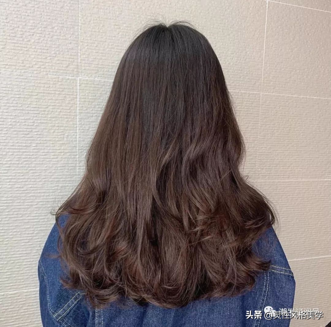 中长发发型微微卷半头烫大波浪,半头卷大波浪烫发排列教程