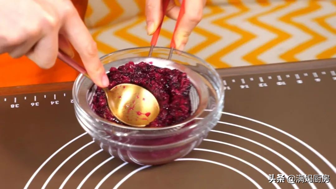 搅一搅就能做的小零食,搅一搅就能成功的脆脆小零食