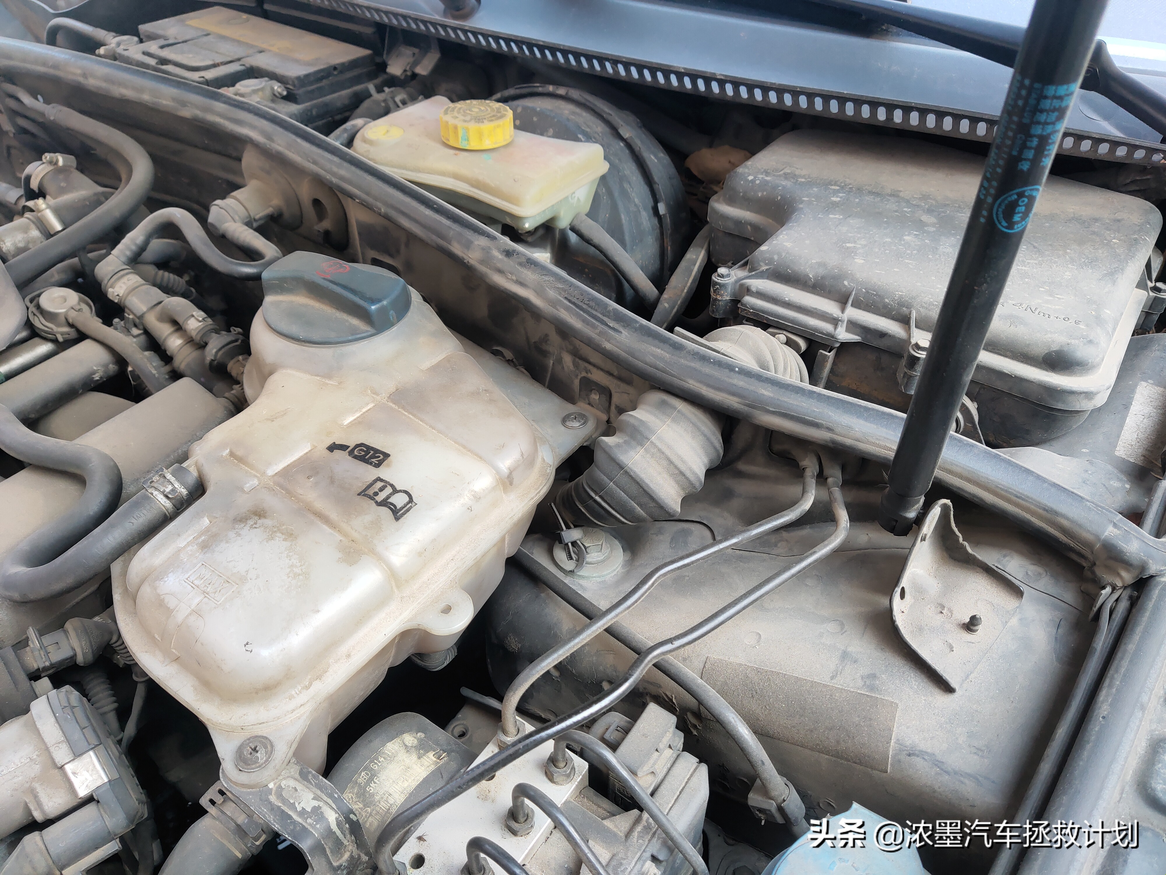 情怀老车帕萨特b5翻新,经典老车b5帕萨特翻新复活