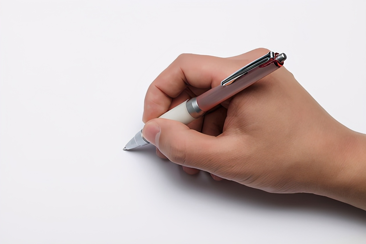 临摹字帖宝珠笔好还是原子笔好,原子笔和宝珠笔哪个更适合商务