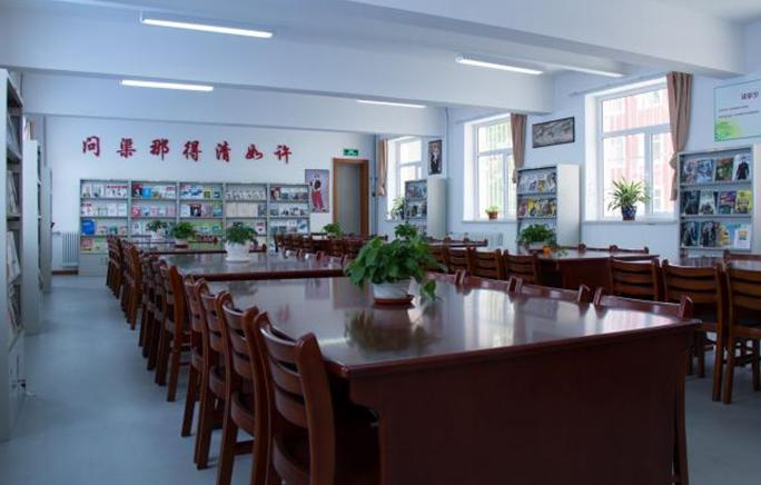 2020全景看高中|信息高级中学：双导师培养育英才