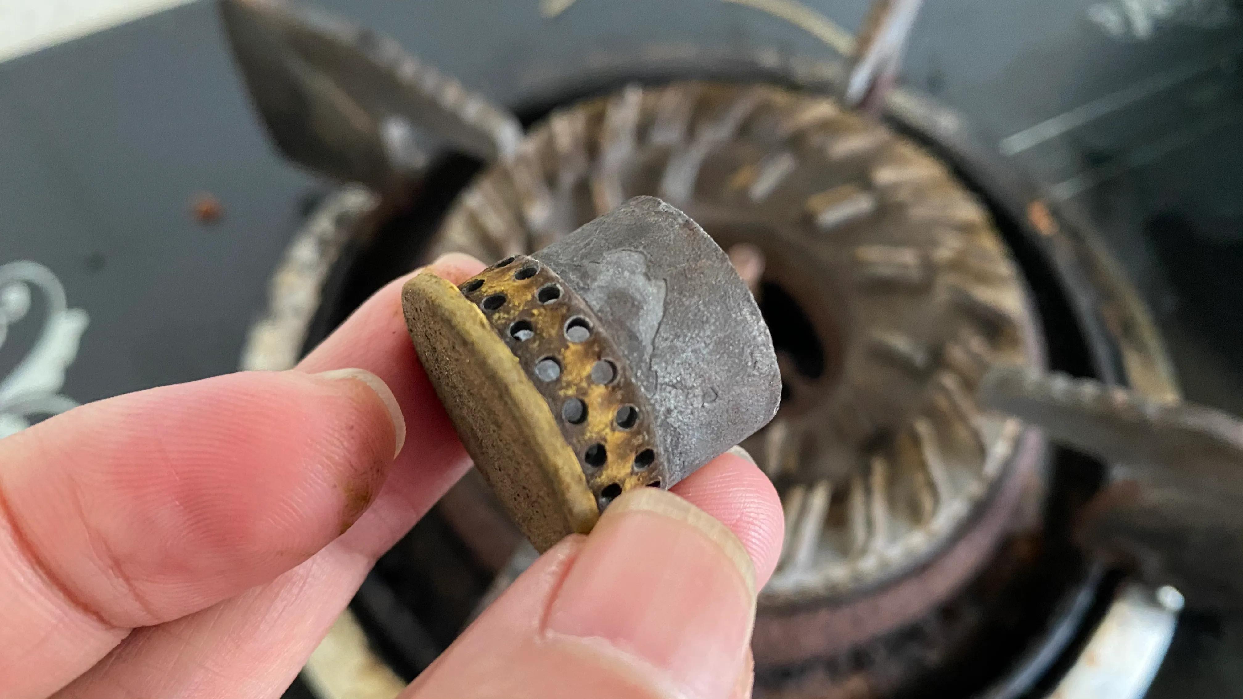 燃气灶不点火维修多少费用,如何维修燃气灶不打火