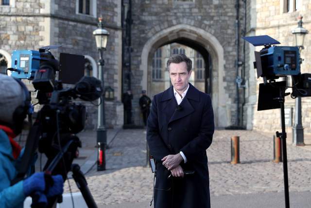 梅根心虚了！删除CNN负面新闻，王室专家：她的朋友圈太强大