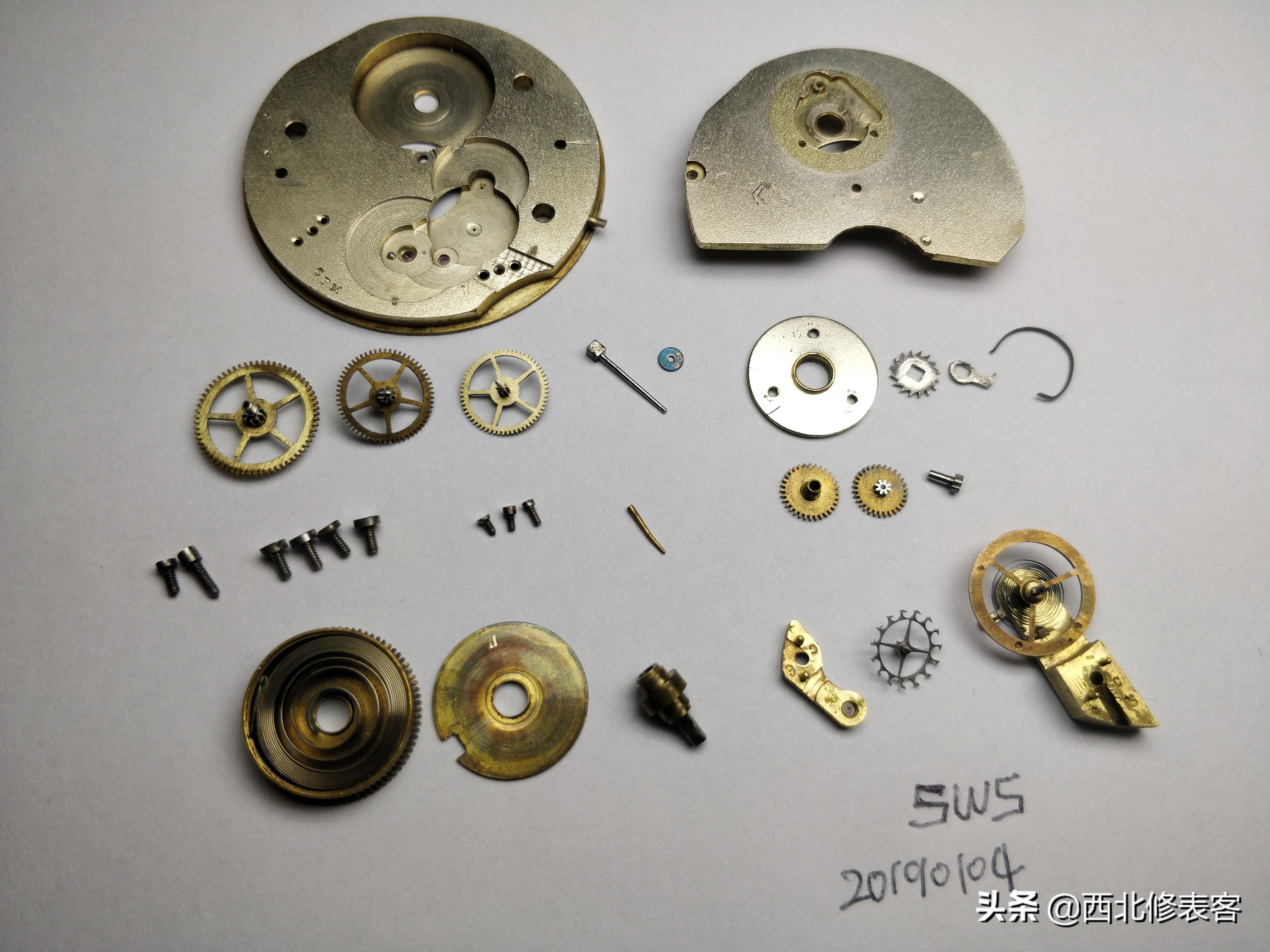 老怀表修理视频,修表师傅修坏表