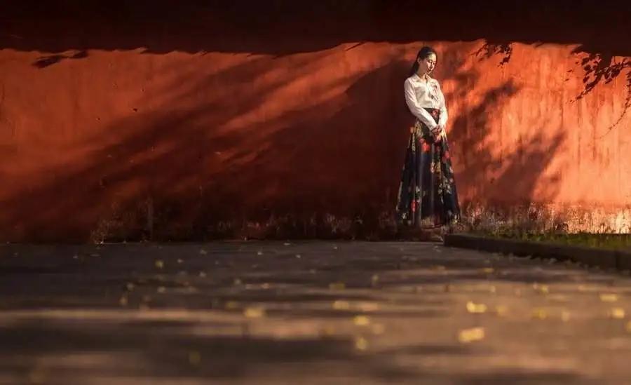 人贪三样一生白忙,俗话说人贪四样一生白忙