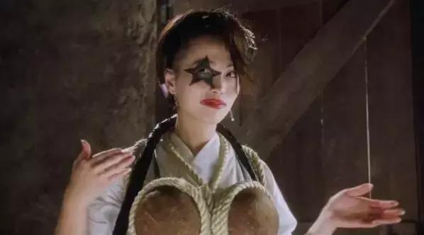 僵尸道长第二部向英叔林正英致敬,林正英从龙套到僵尸道长118部混剪