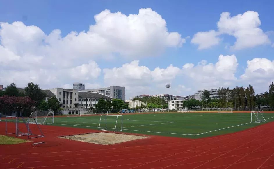 上财毕业生在上海的就业薪资,上财毕业上海薪水5万高吗