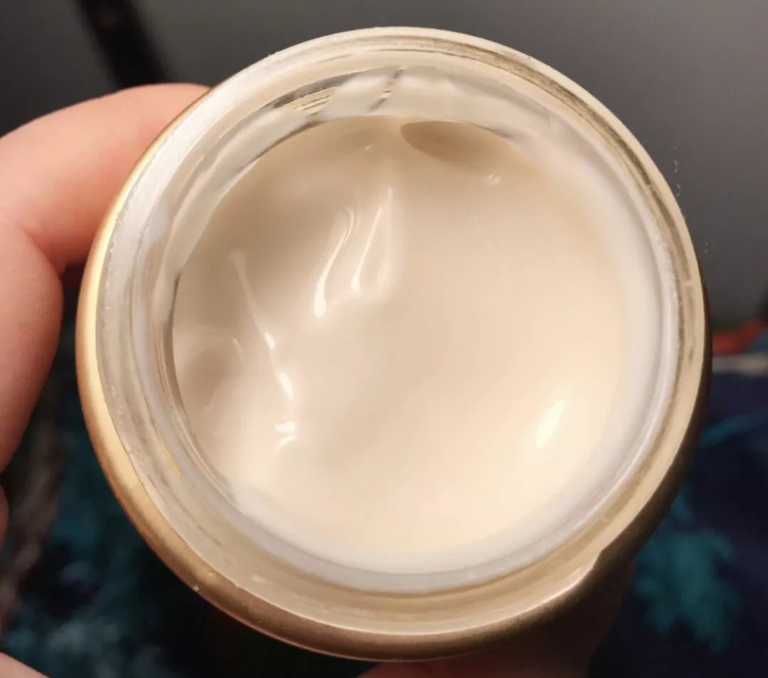 几十块钱真正好用的面霜,差不多一千多块钱的面霜有哪些