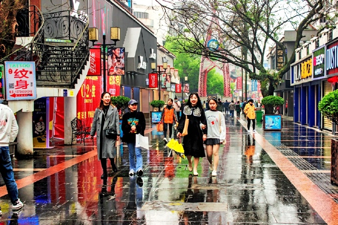 雨中漫步骑楼老街,桂林正阳街旅游攻略