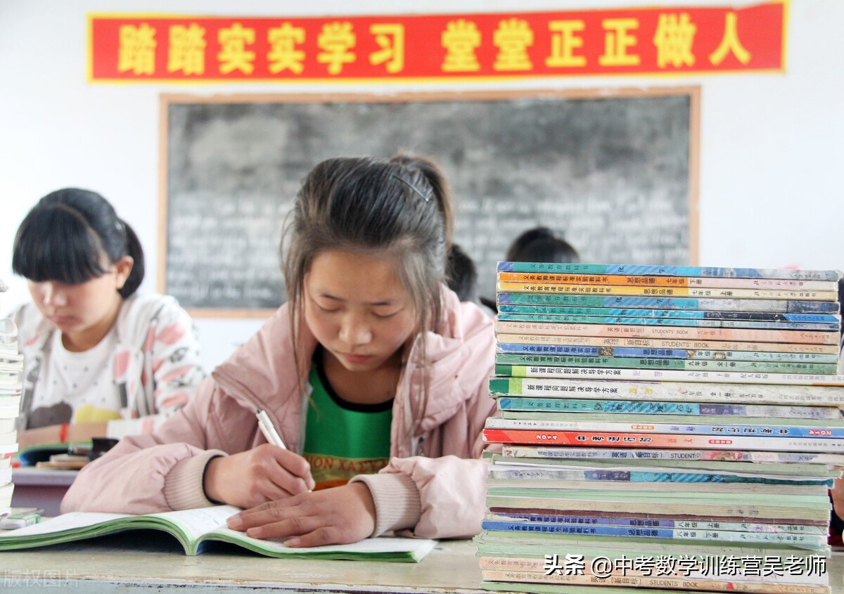 中考志愿指标到校应该怎样填报,中考志愿均衡和统招填一个吗