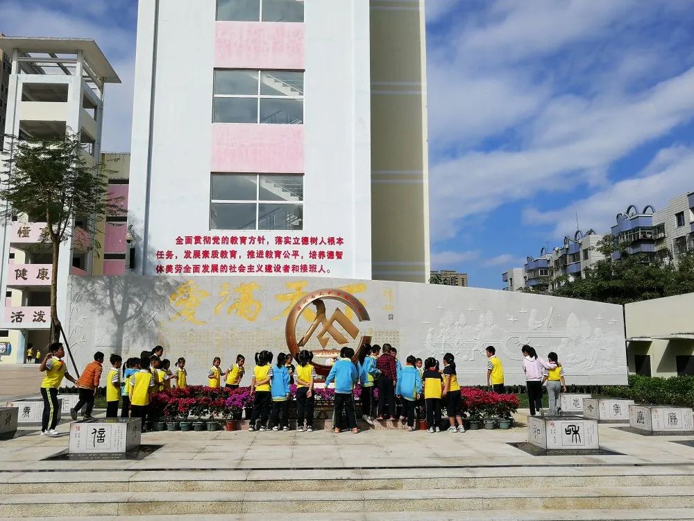 漳州港哪个学校最好,漳州最美校园