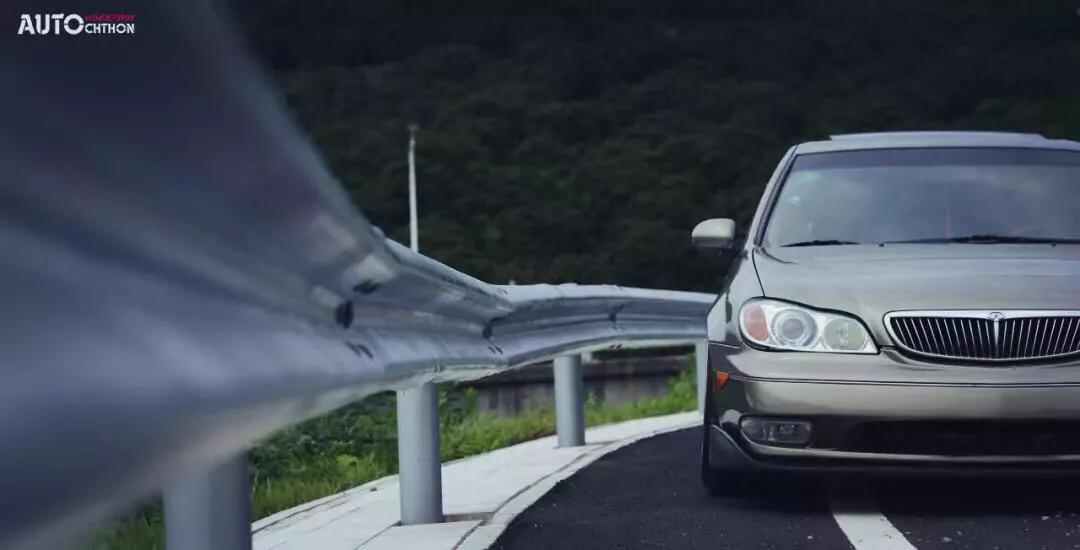 02年日产风度a33价格,02年日产风度a33驾驶体验