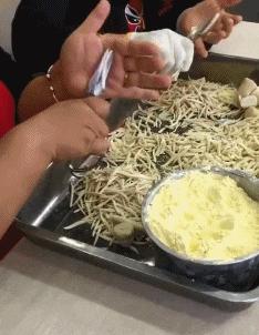 搞笑gif段子又能混饭吃了,搞笑段子gif保证你笑破肚皮