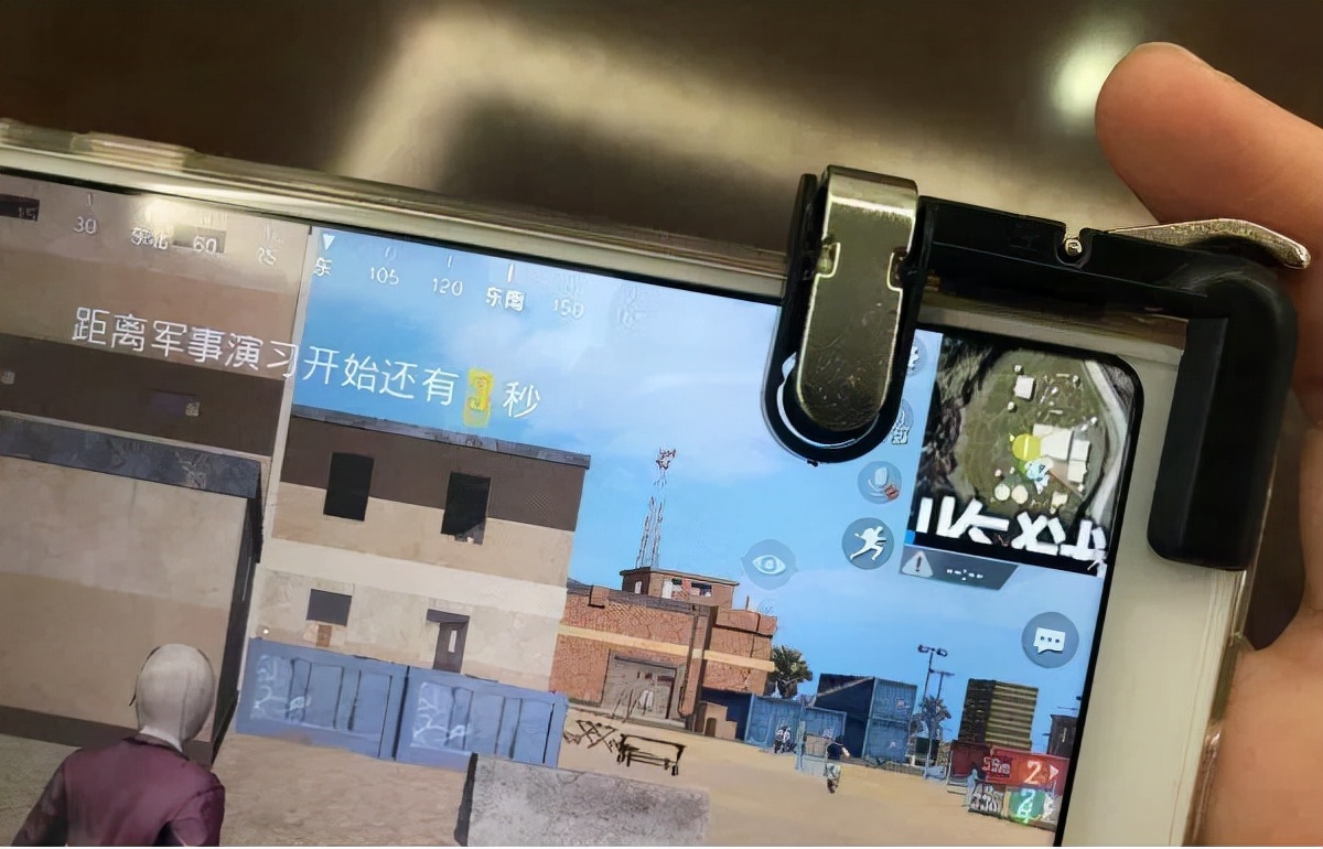 吃鸡史上最夸张的外挂,吃鸡的物理外挂有哪些