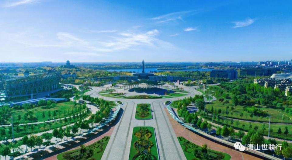 唐山是一个美丽富饶的城市,南湖灯展我们唐山人的骄傲